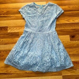 Forever 21 big girl’s light blue, cap sleeve lace  dress like new